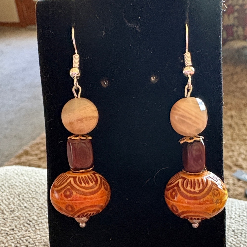 Hand Crafted Color Changing “Mood”Patterned Bead Dangle Earrings